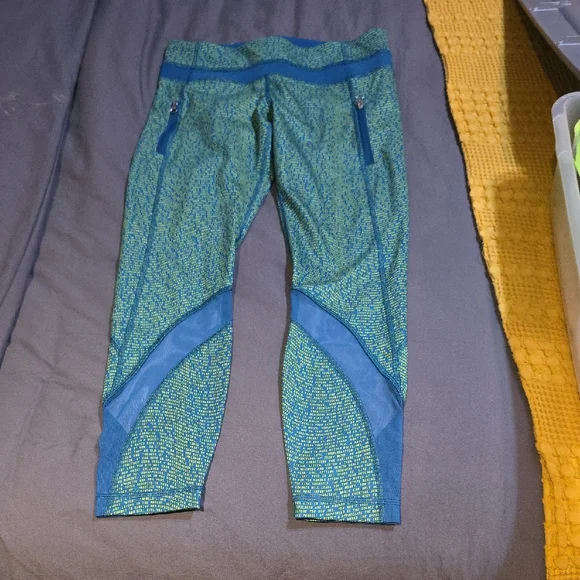Lululemon Athletica Blue and Yellow Text Leggings - Picture 4 of 6